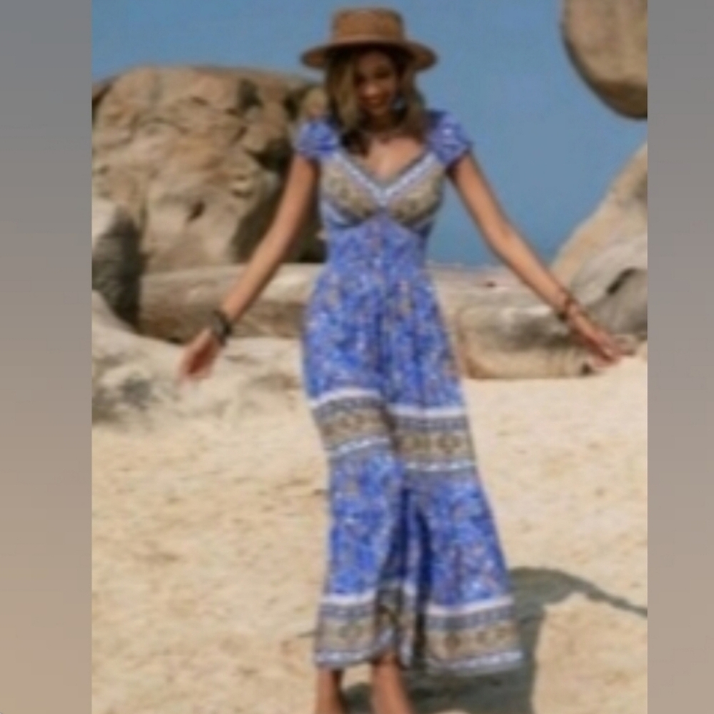 Rustic Bohemian Cottage  core V Neck Maxi Dress Size Medium Worn Once